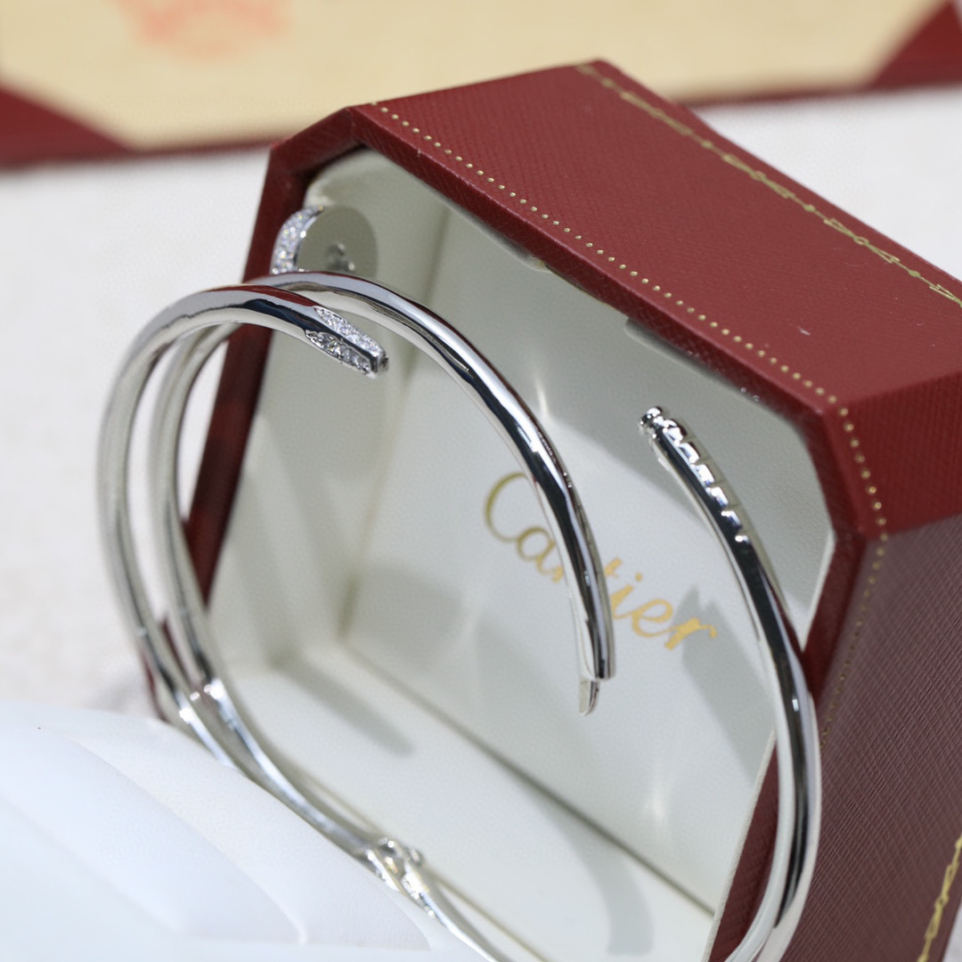 👼【925080】卡地亚Cartier钉子 新款 双层 镶钻手镯💍卡地亚经典杰作，经久不衰❗传奇经典，