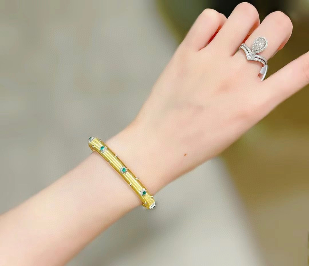  👼【925090】布契拉提 Buccellati 意大利高级珠宝品牌 复古宫廷风带钻拉丝手镯 亚金材质