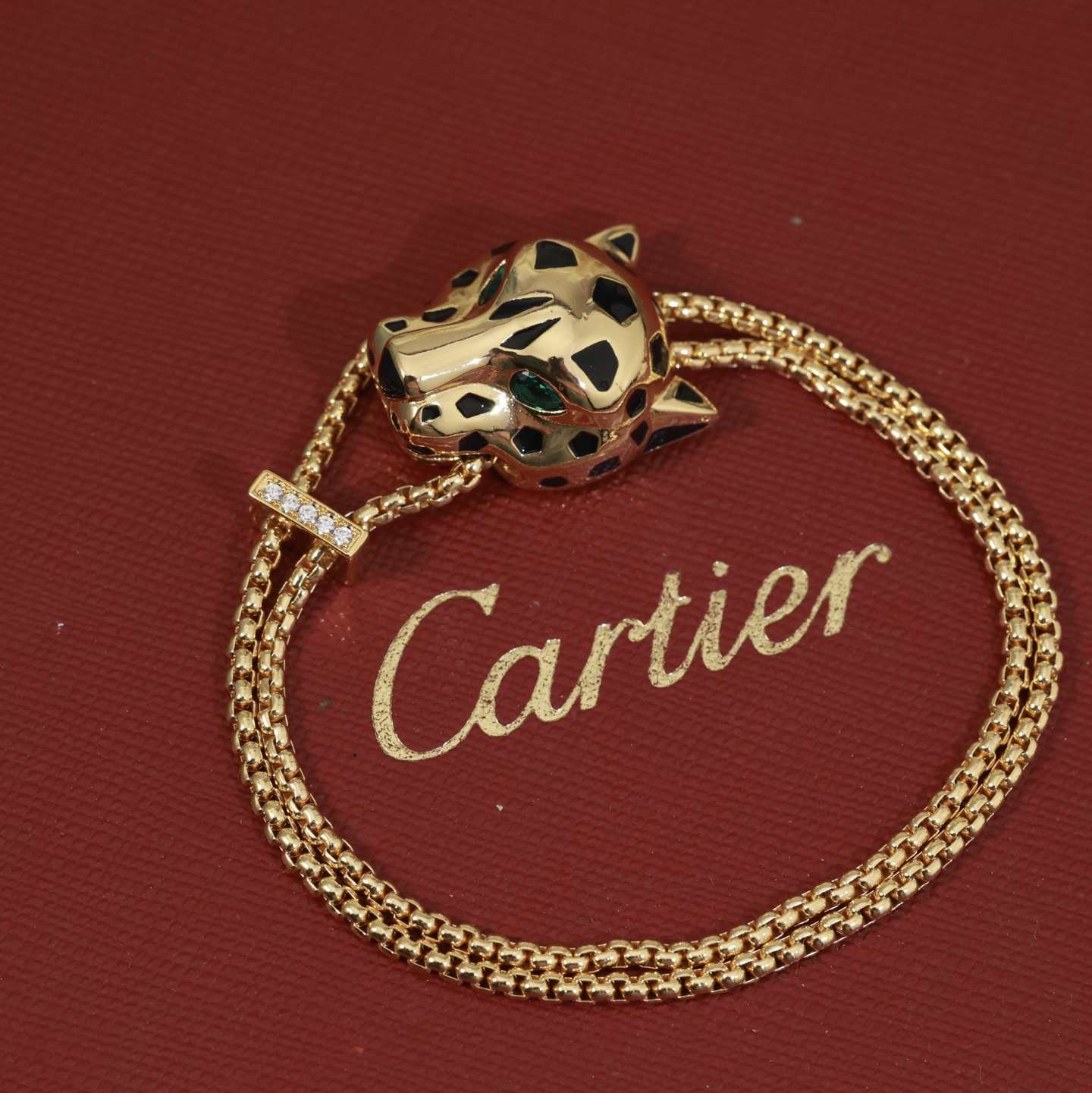  👼【925085】Cartier 卡地亚强豹子手链出货😝😝经典贵族范儿、奢华抚媚豹子设计💃💃独家实拍 