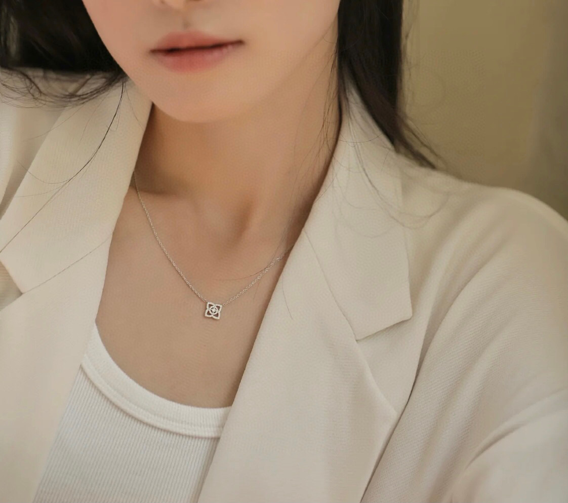  戴比尔斯项链 DE BEERS💎S925纯银材质 镶嵌工艺 18K金镀层 进口高碳钻   原版logo