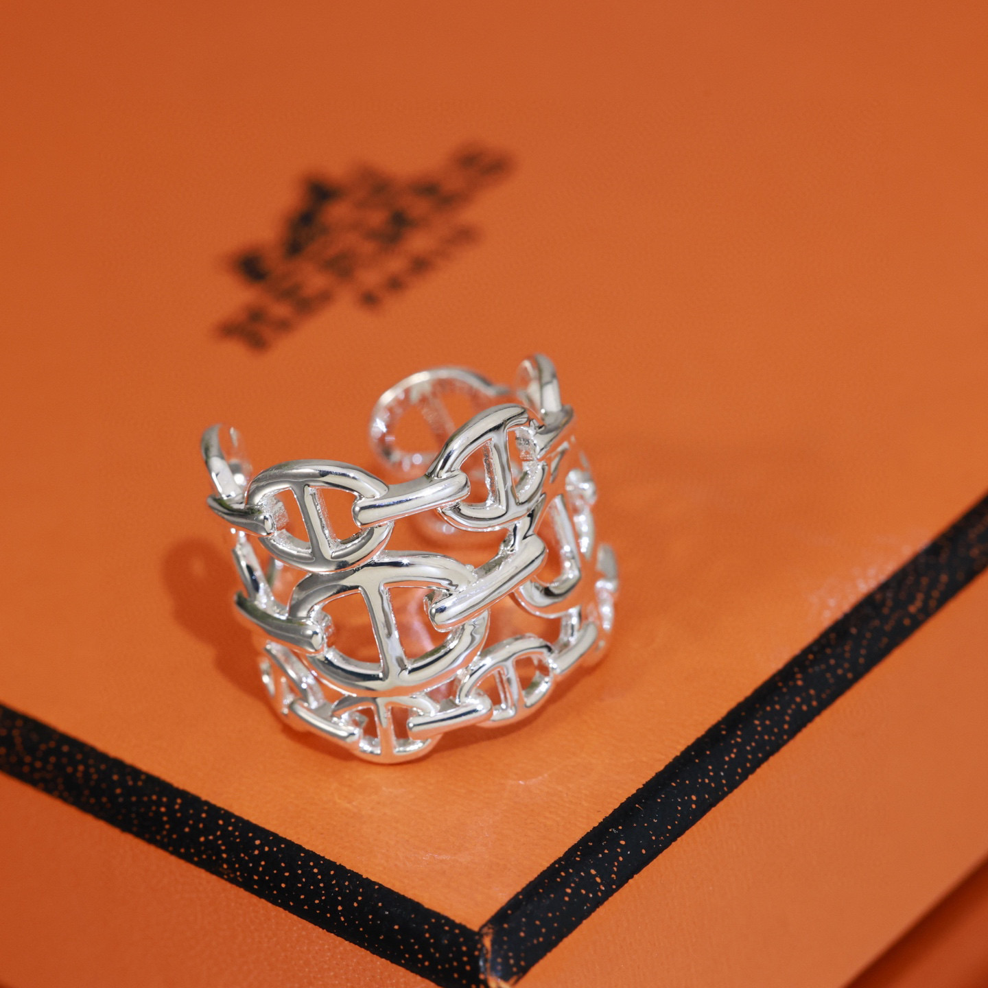 Elmas Classic High-End Pig Nose Ring: Top-Level Silver Grafting for a Classic Look - 图片 2