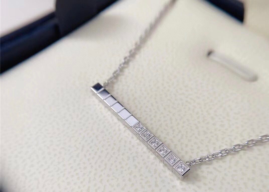 Chopard Ice Cube Necklace: High-End CNC Version with Spark Diamond Integration - 图片 4