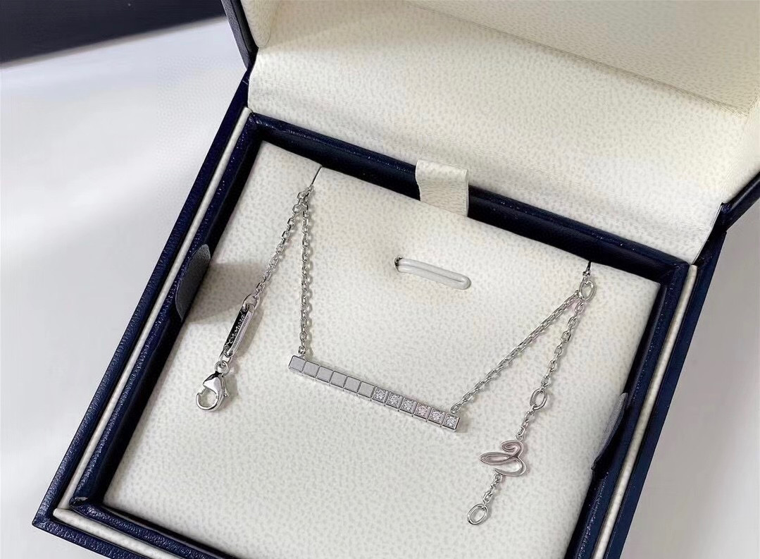 Chopard Ice Cube Necklace: High-End CNC Version with Spark Diamond Integration - 图片 3