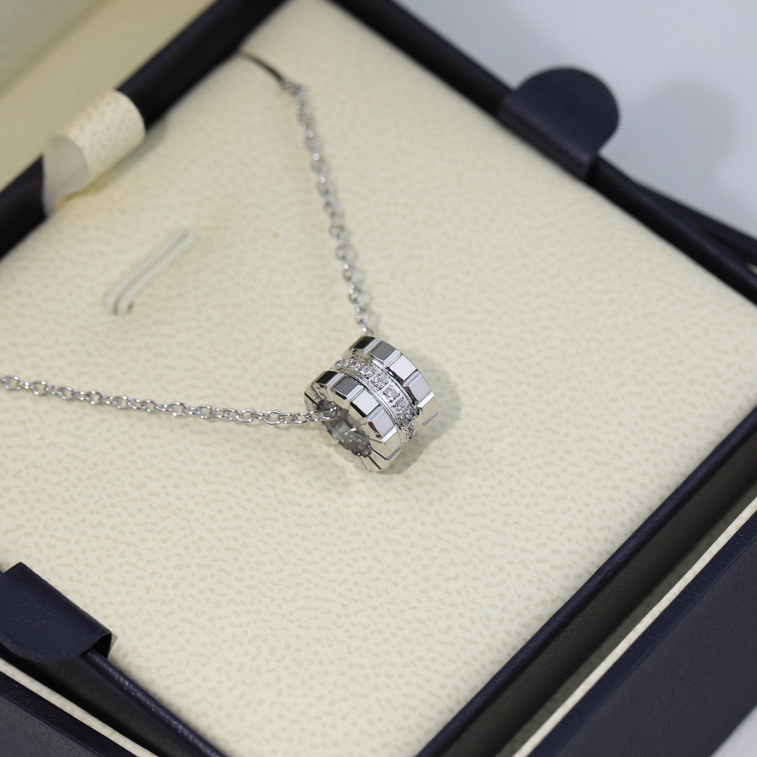 Chopard Ice Cube Necklace: 18k Rose Gold with Vibrant Diamonds Integration - 图片 9
