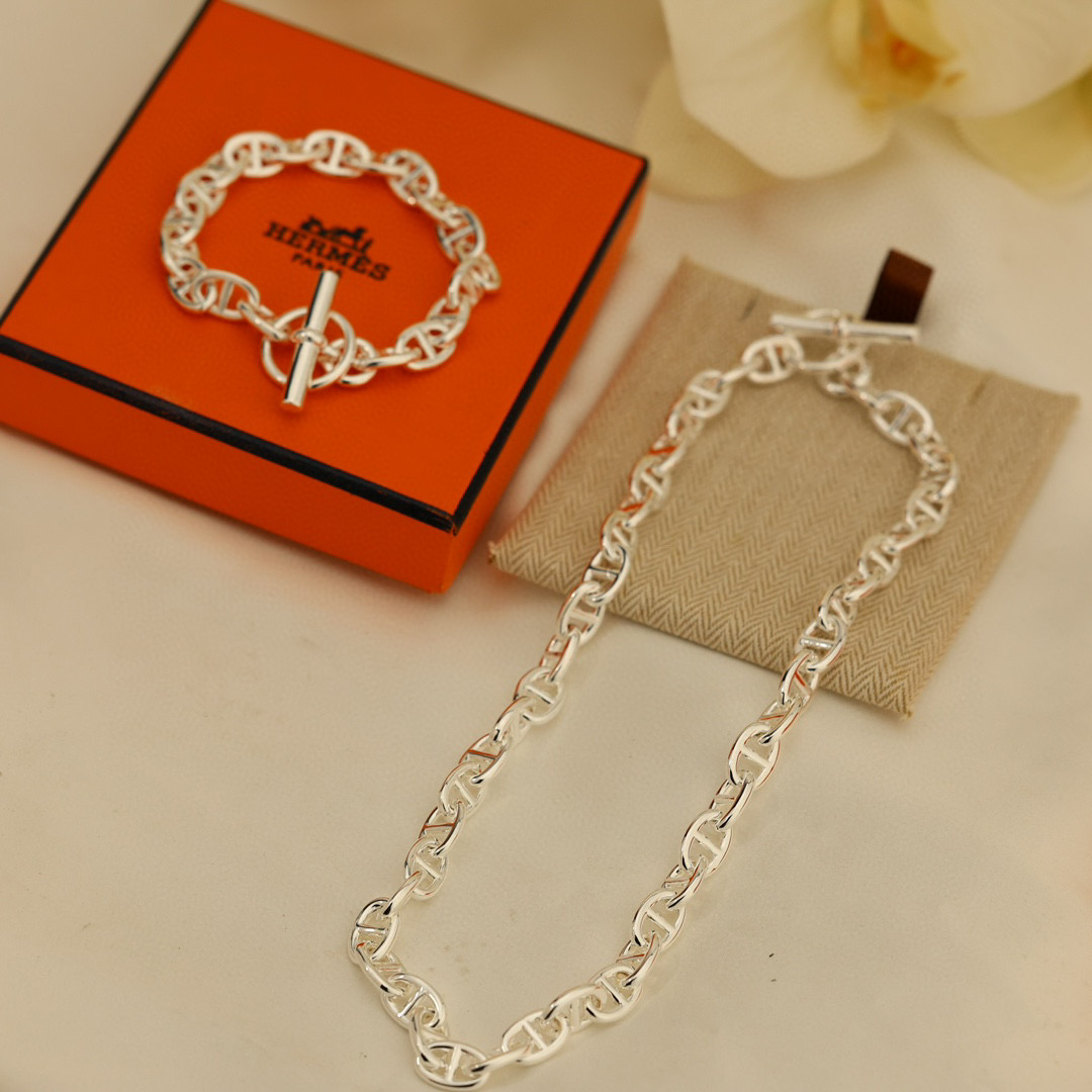  精工版本👼【925068】Hermes##爱马仕# Farandole光金猪鼻子手链 人生是一面镜子，