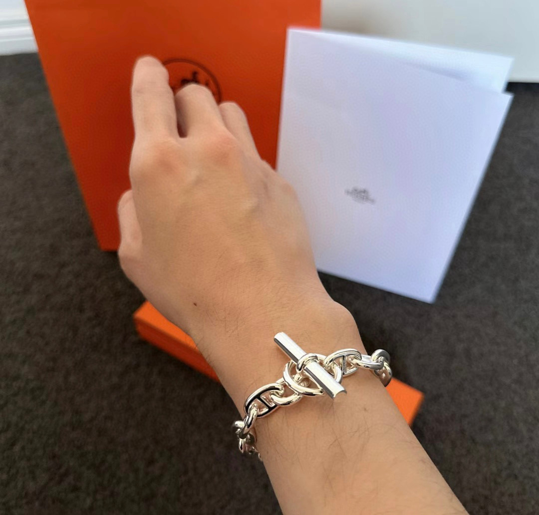  精工版本👼【925068】Hermes##爱马仕# Farandole光金猪鼻子手链 人生是一面镜子，