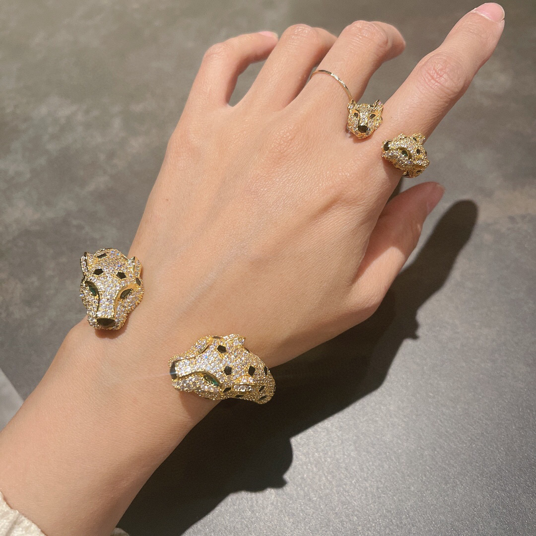 Cartier Panthère Bracelet: 18K Gold with Diamonds, Emblematic Symbol Since 1914 - 图片 4