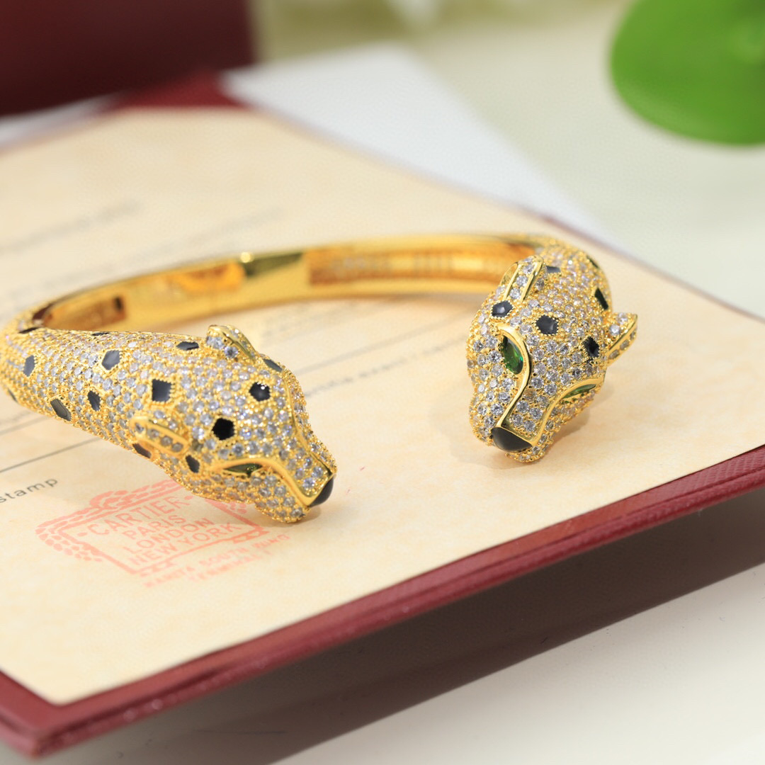 Cartier Panthère Bracelet: 18K Gold with Diamonds, Emblematic Symbol Since 1914 - 图片 7