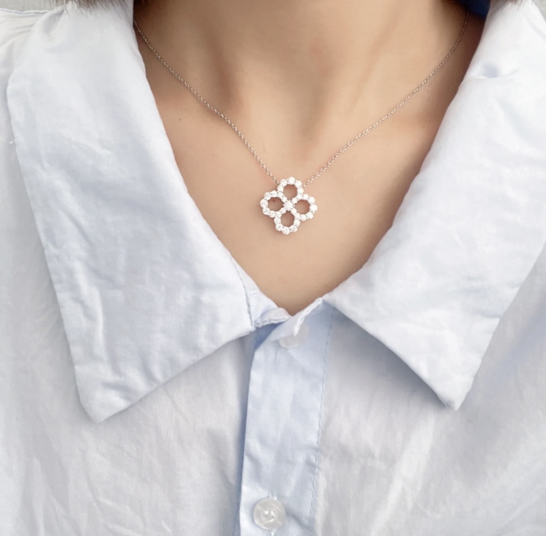 Harry Winston Hayeston Classic Necklace: Luxurious 18k Gold Supermanufacturing with Identical Stars - 图片 5