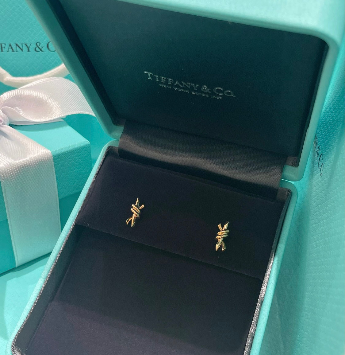 “Stylish Tiffany Wired Ear Nails with Flying Saucers: 18k Gold Plating and Original Logo for Summer” - 图片 3