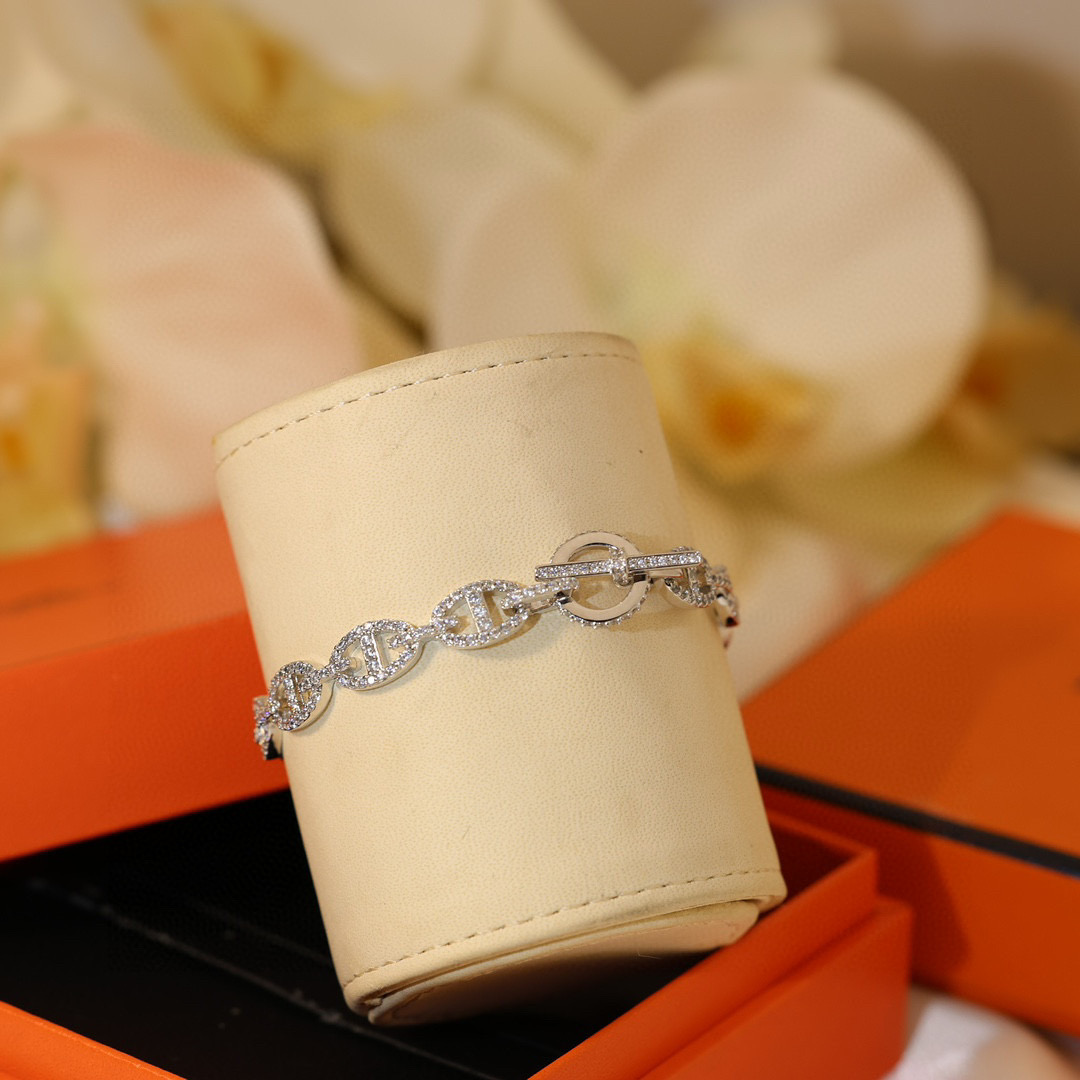 #Farandole with a pig’s nose # The original code logo! Armin material, chain length 18 cm - 图片 6