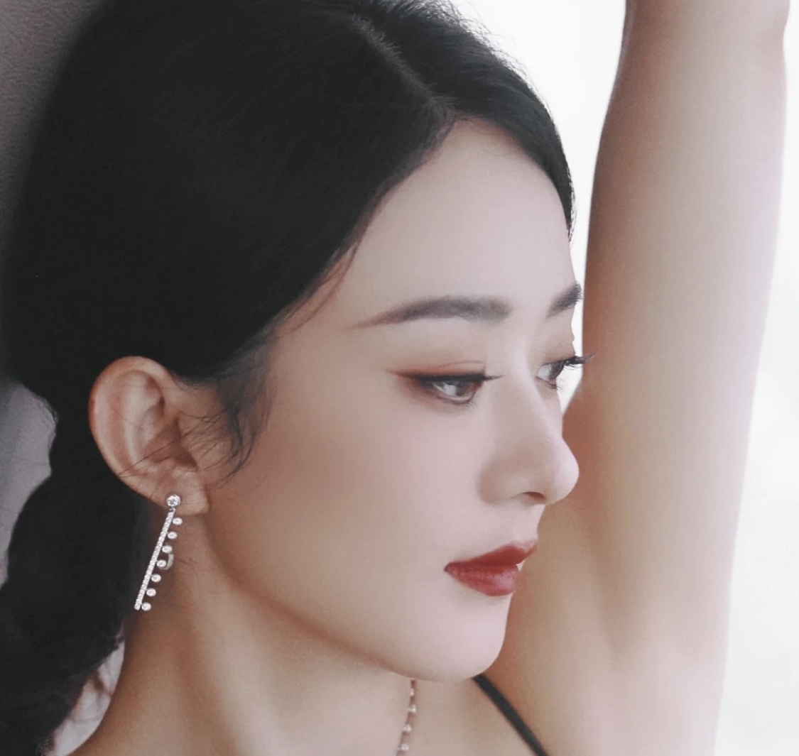 戴比尔斯耳钉👼【】DE BEERS💎S925纯银耳针➕亚金材质 镶嵌工艺 18K金镀层 进口高碳钻