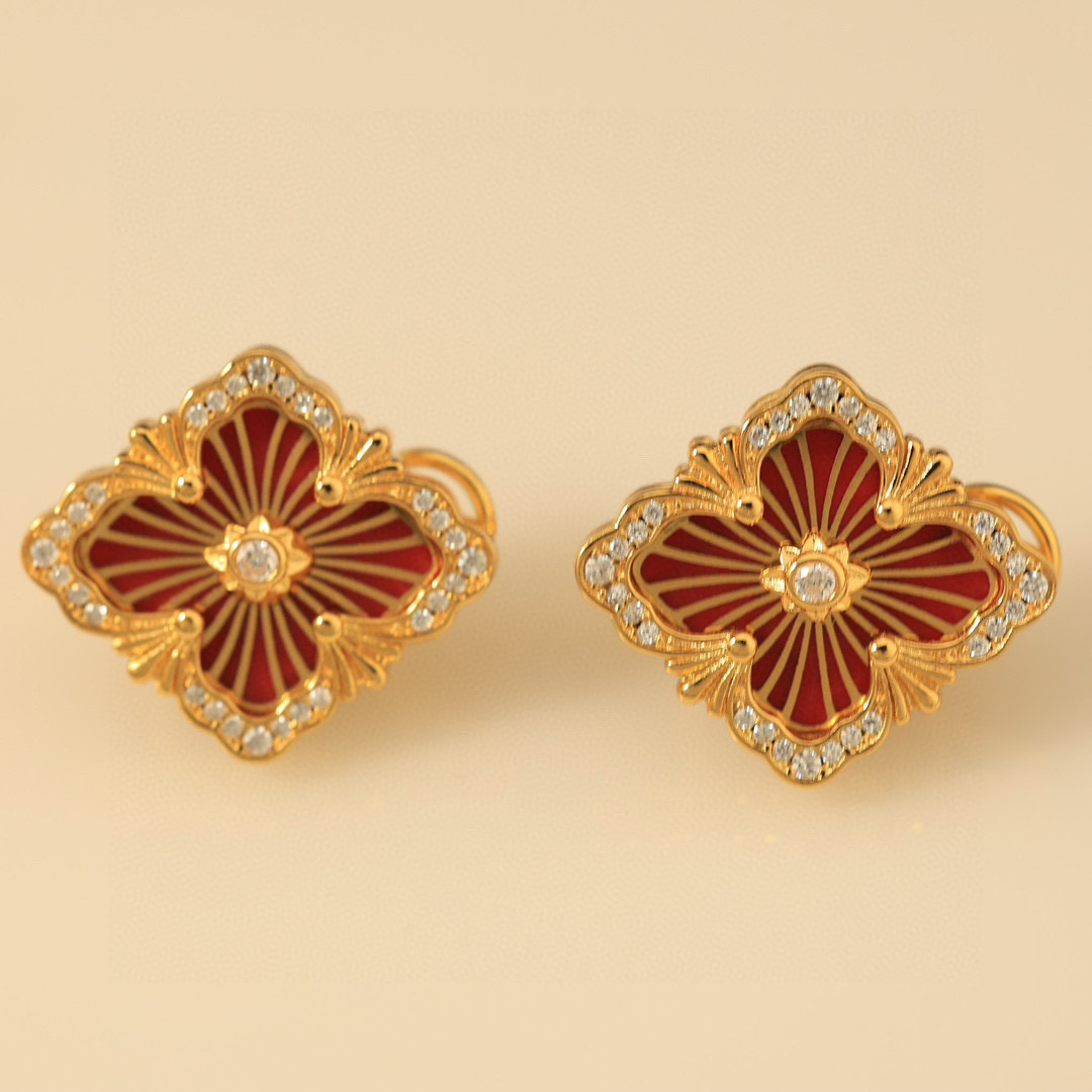 大号👼【】布契拉提 Buccellati 意大利高级珠宝品牌 复古宫廷风带钻拉丝四叶草贝壳玛瑙玉髓耳钉 