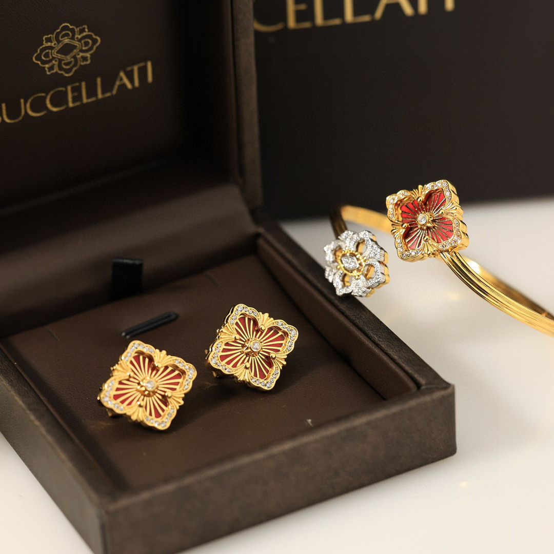 大号👼【】布契拉提 Buccellati 意大利高级珠宝品牌 复古宫廷风带钻拉丝四叶草贝壳玛瑙玉髓耳钉 