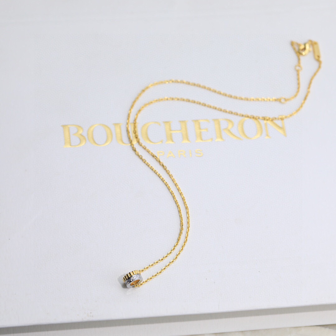 宝诗龙项链💧SERPENT BOHÈME项链。典经而现代，镶钻合契现今新的审美。V金材质 厚金电镀 ，带