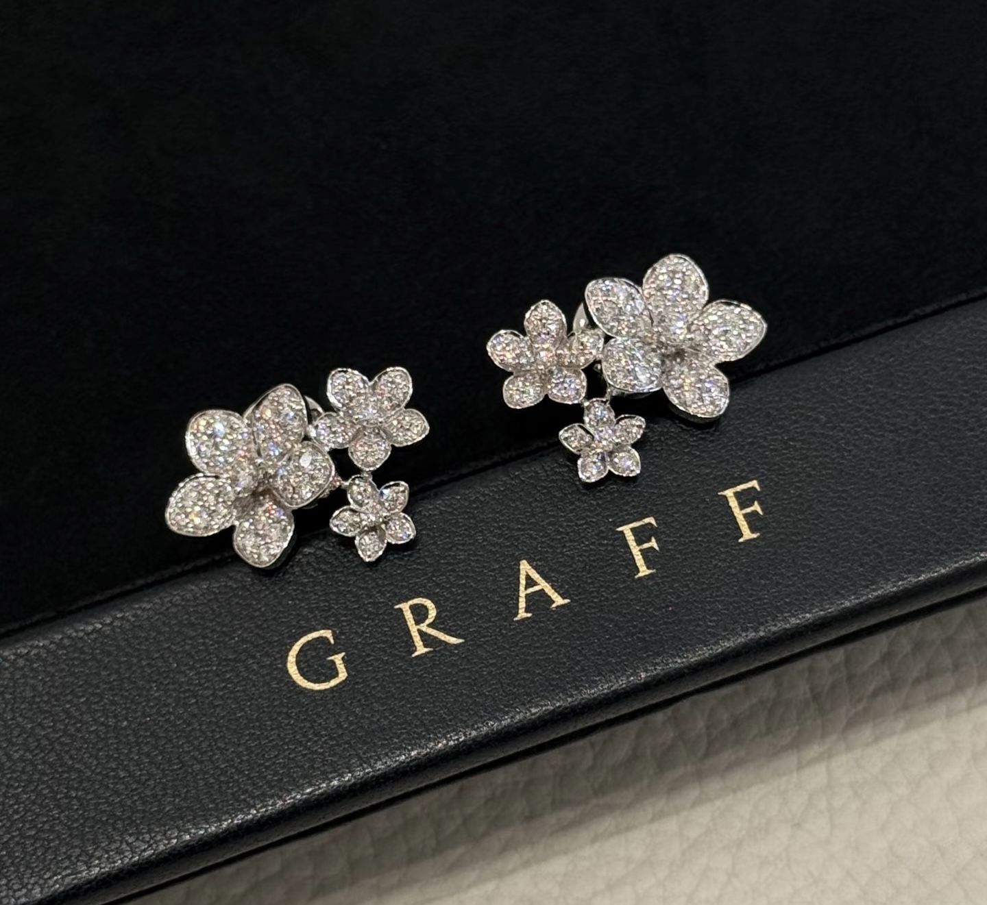 Hermès 精工版本 GRAFF 品牌 格拉芙耳钉高级珠宝定制仿真钻系列