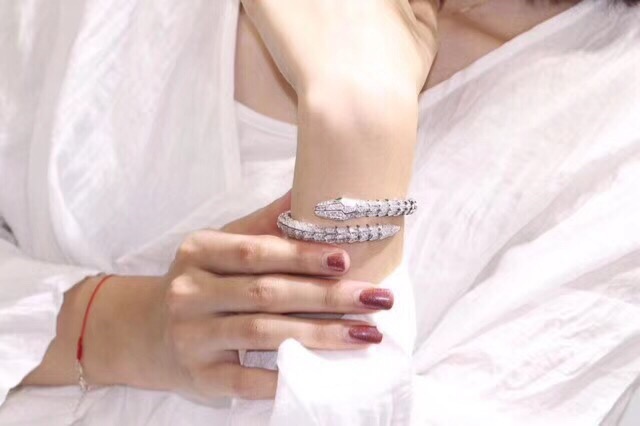 BVLGARI Bracelet Gold-Plated 18K Gold-Top Quality