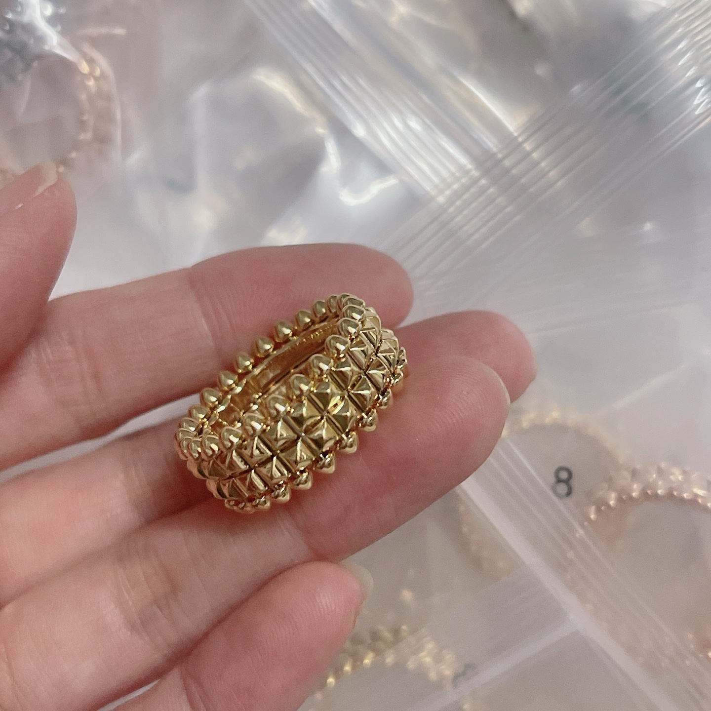 Cartier 精工版本 Clash de Cartier戒指 卡地亚新版 最新款 永恒 近年来很火 高端亚金材质
