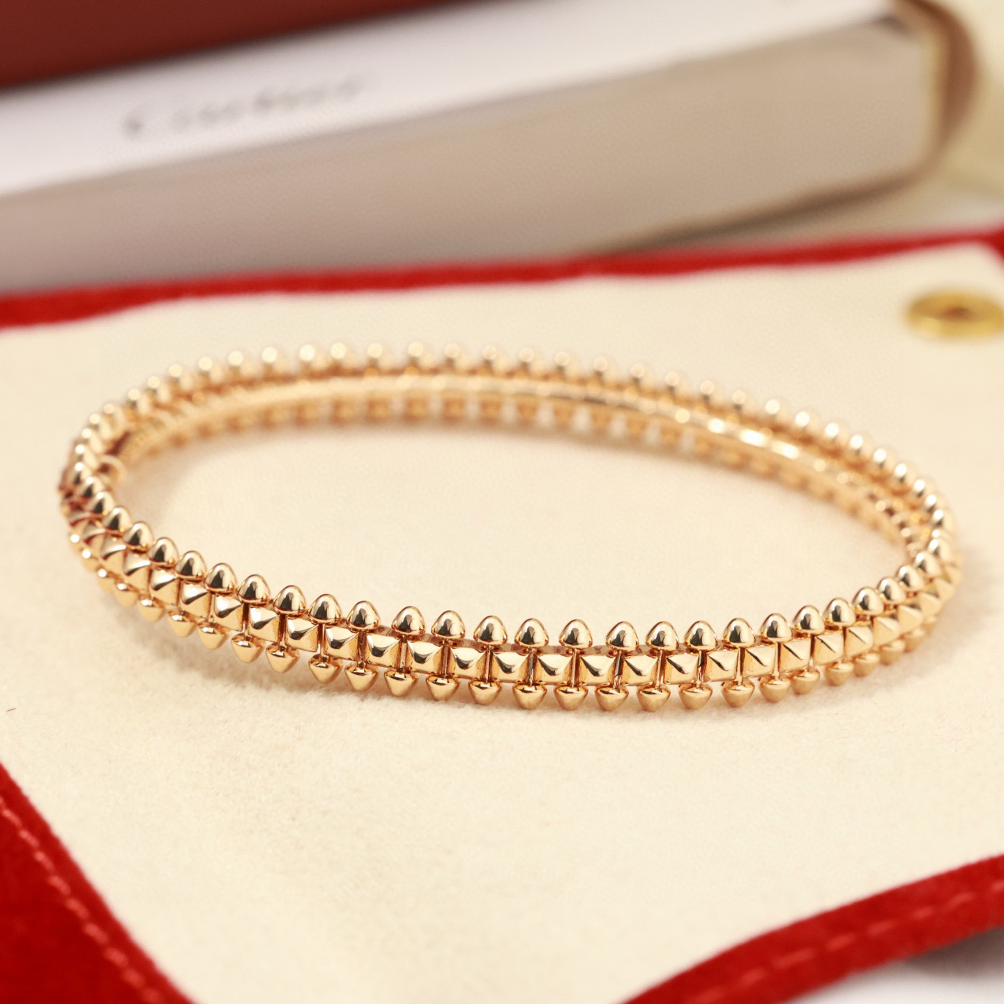 Cartier 精工版本 Clash de Cartier铆钉手镯
