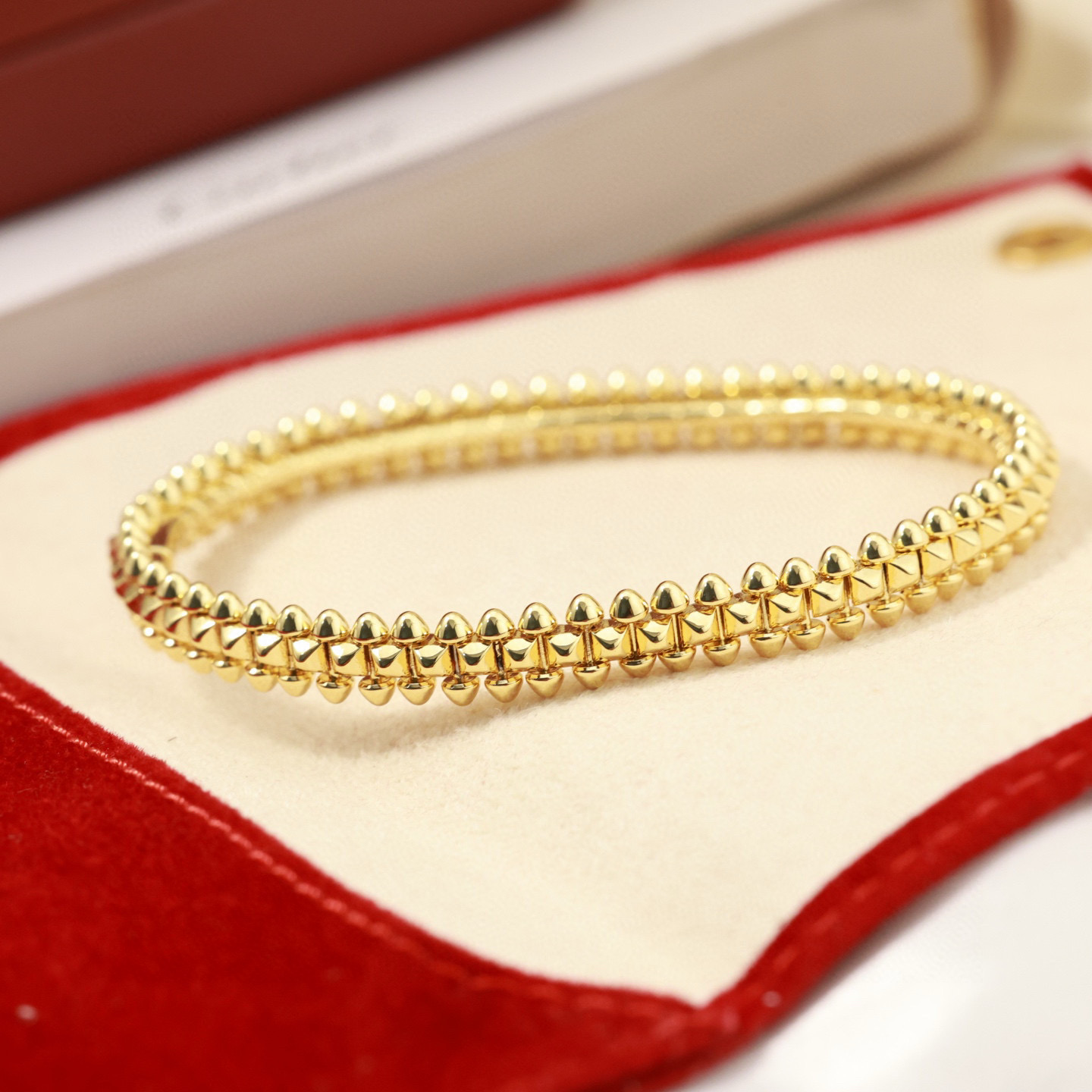 Cartier 精工版本 Clash de Cartier铆钉手镯