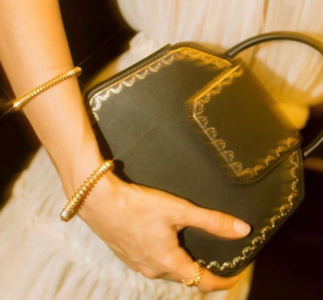 Cartier 精工版本 Clash de Cartier铆钉手镯