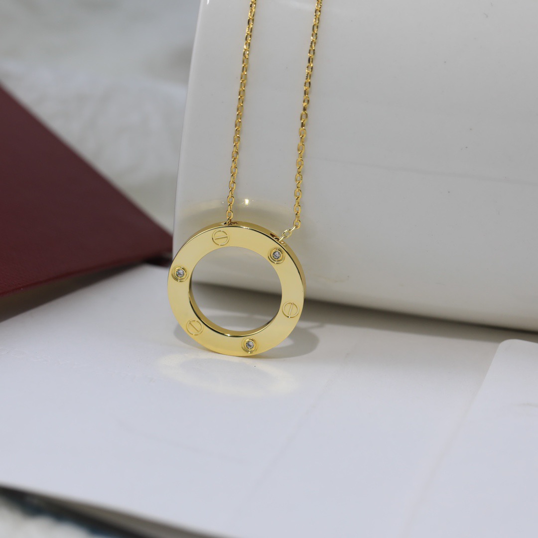 Cartier 卡地亚 光面 三钻版 大饼项链 双面可佩戴 真实细节呈现 Cartier 卡地亚……LOVE系列