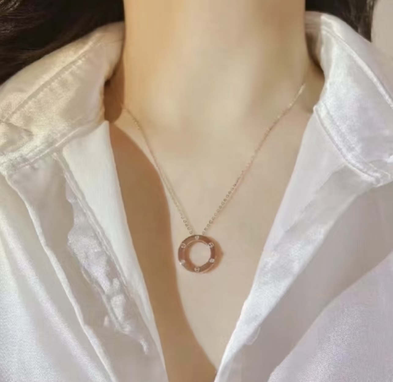 Cartier 卡地亚 光面 三钻版 大饼项链 双面可佩戴 真实细节呈现 Cartier 卡地亚……LOVE系列