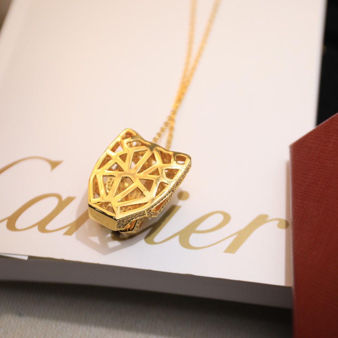 Cartier 精工版本 Cartier 卡地亚奢华豹头镂空满钻项链
