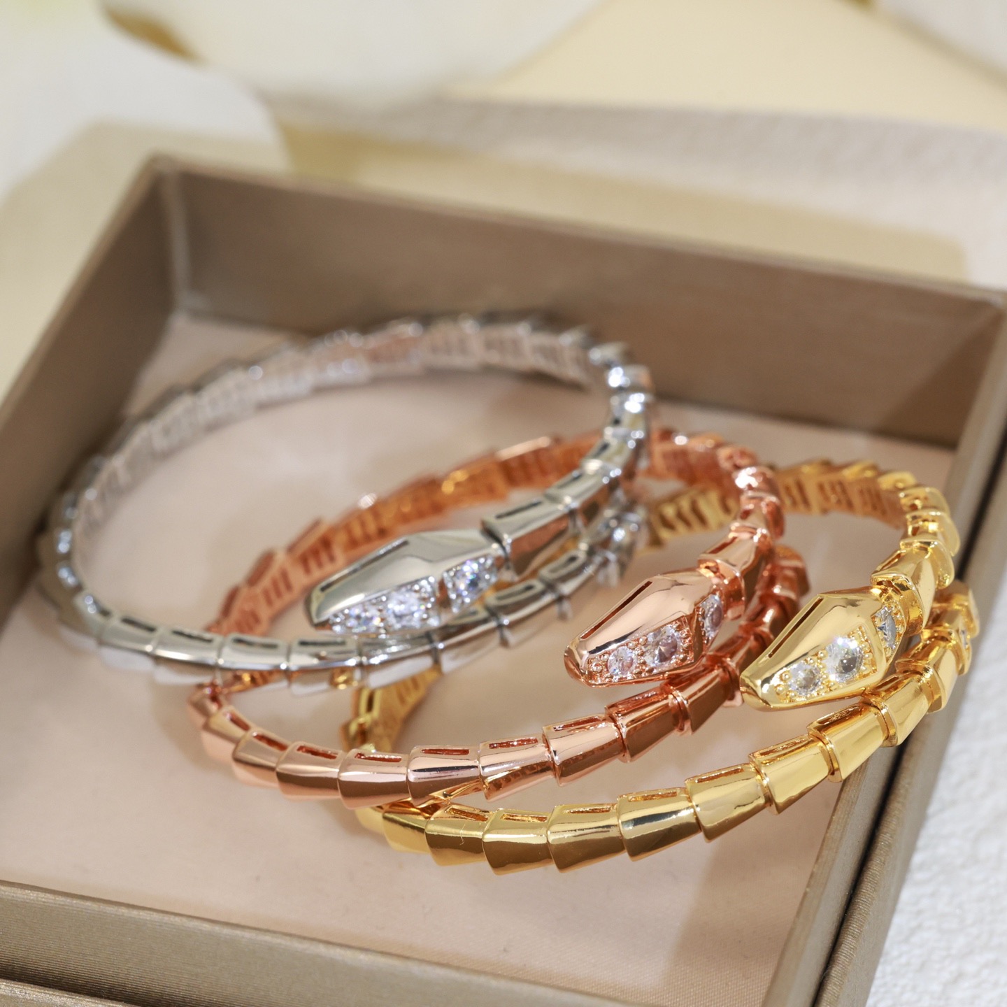宝格丽 Bvlgari 传世高定珠宝耳环项链戒指首饰 #FBED9DCB 9