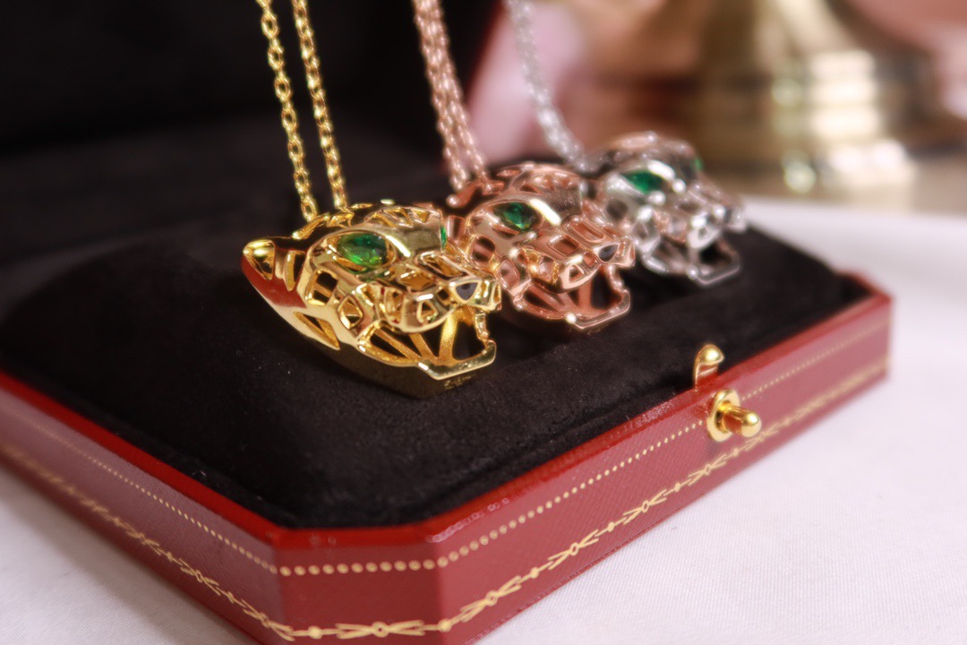 Cartier 精工版本 Cartier 卡地亚奢华豹头镂空光面项链