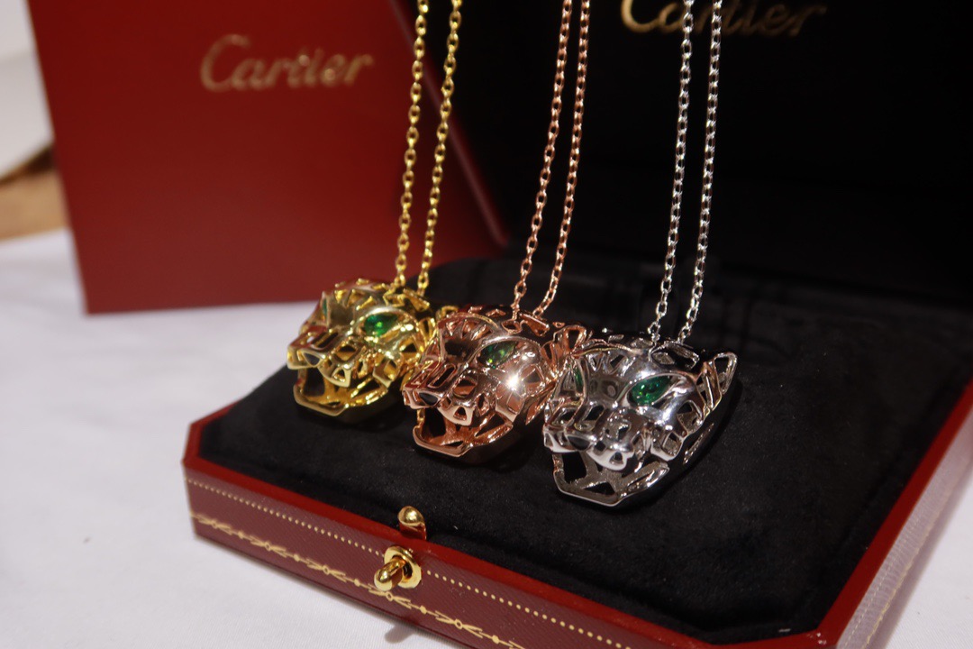 Cartier 精工版本 Cartier 卡地亚奢华豹头镂空光面项链