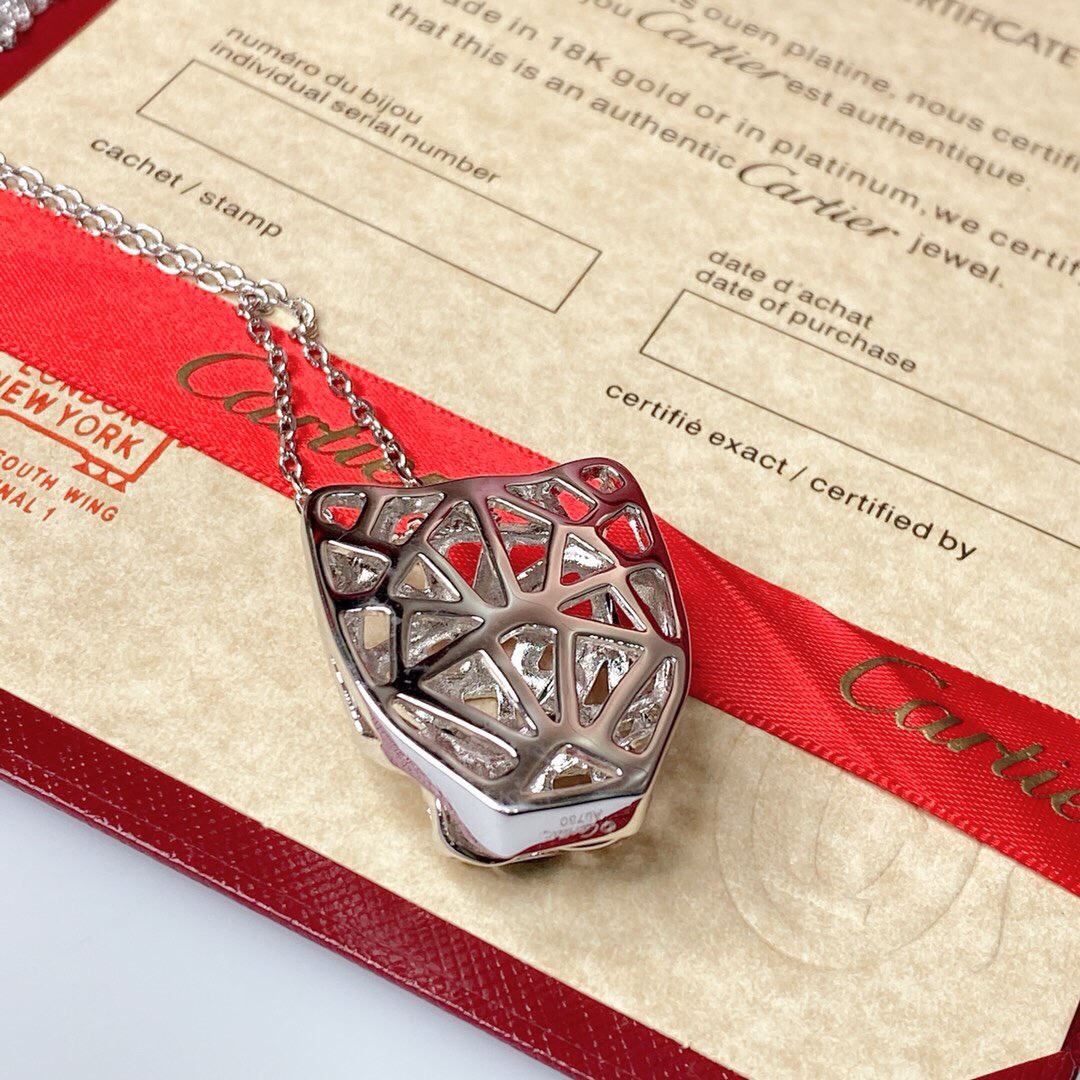 Cartier 精工版本 Cartier 卡地亚奢华豹头镂空光面项链