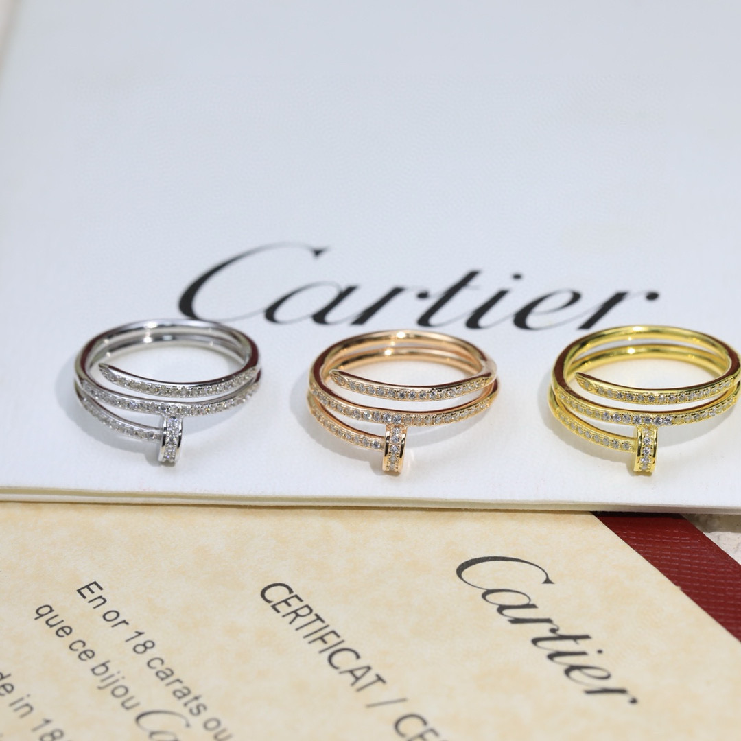 Cartier 卡地亚Cartier钉子 新款 双层 戒指 卡地亚 杰作 经久不衰 传奇 一直流行无需多说 亚金材质
