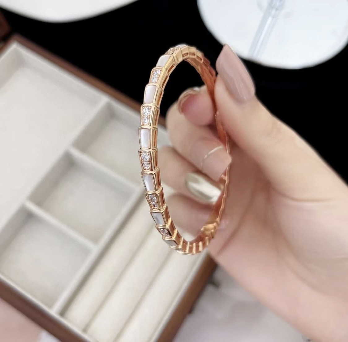 Bvlgari Haute Joaillerie Fine Jewelry Earrings Necklace Ring 2
