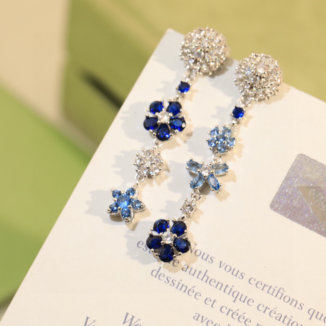 Van Cleef & Arpels Haute Couture Haute Couture Fine Jewelry Necklace
