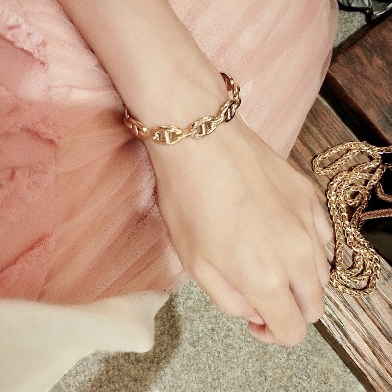 Hermès 爱马仕HERMES 猪鼻子手镯新款奢侈