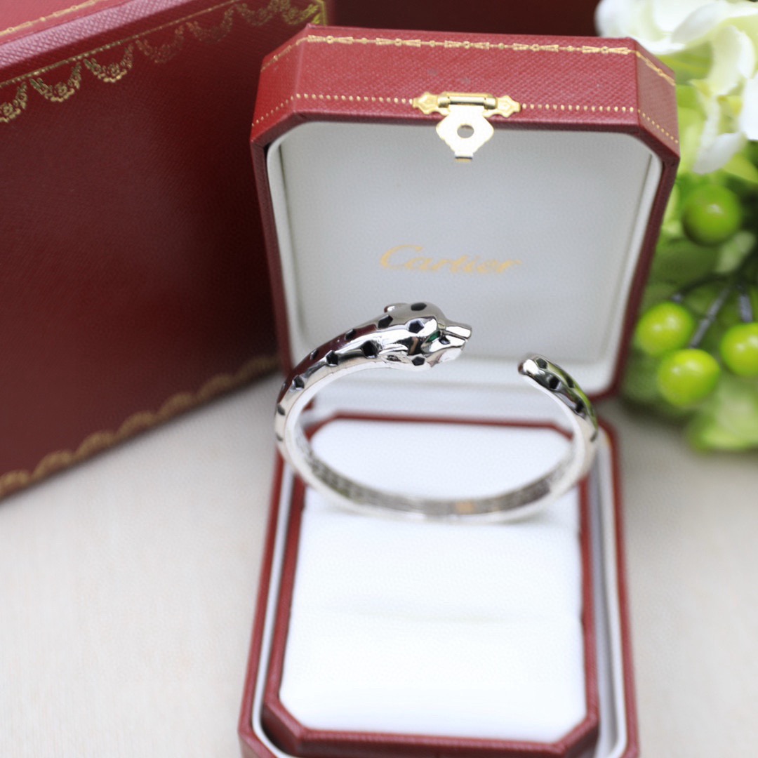 Cartier 光金版 霸气花斑黑豹手镯 Panthère