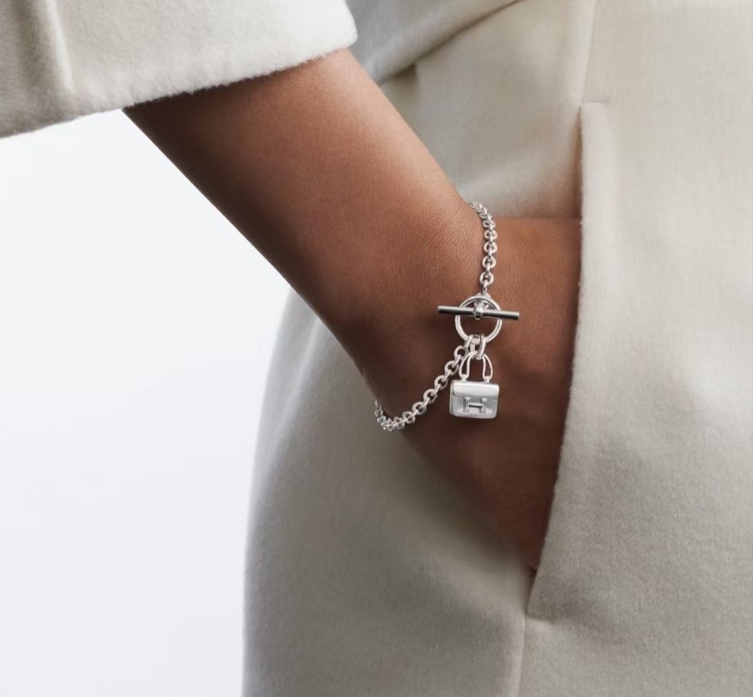 Hermès 康康包手链 色 爱马仕手链 包包手链 亚金镀金 好别致 实心包包各种细节 难以取舍 女人 锁头扣