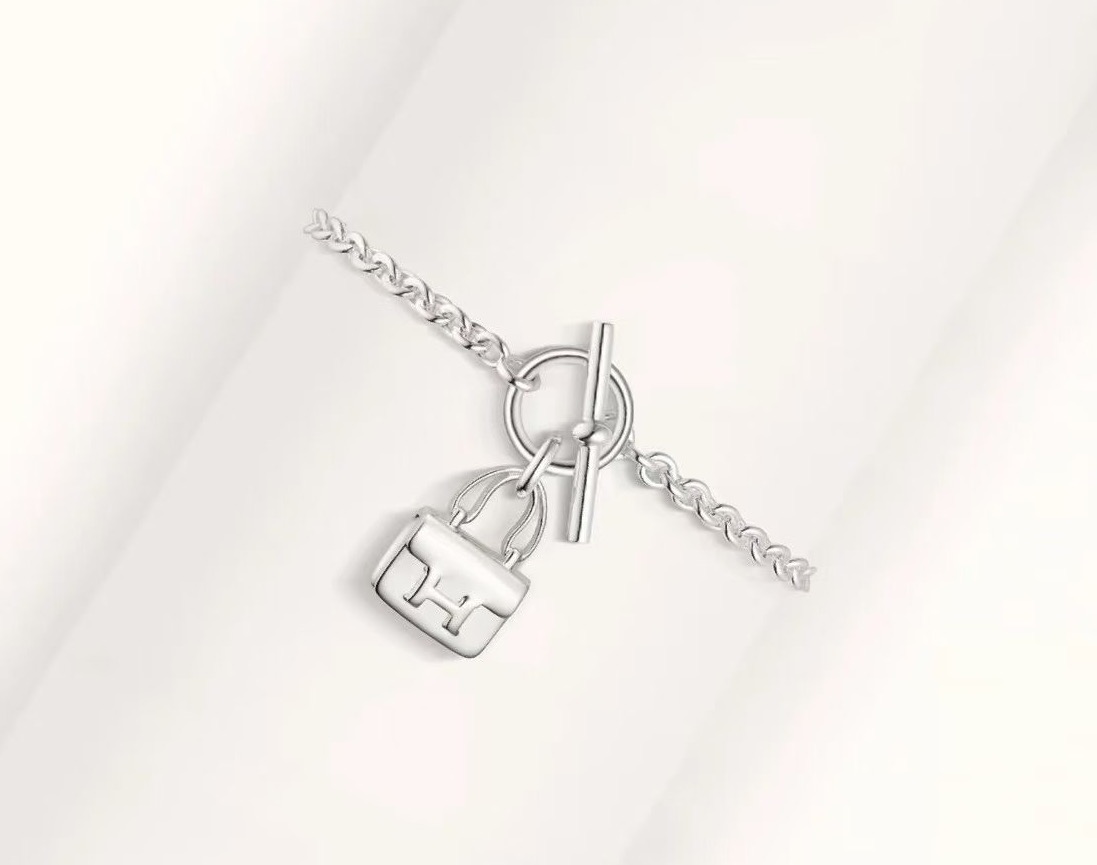 Hermès 康康包手链 色 爱马仕手链 包包手链 亚金镀金 好别致 实心包包各种细节 难以取舍 女人 锁头扣