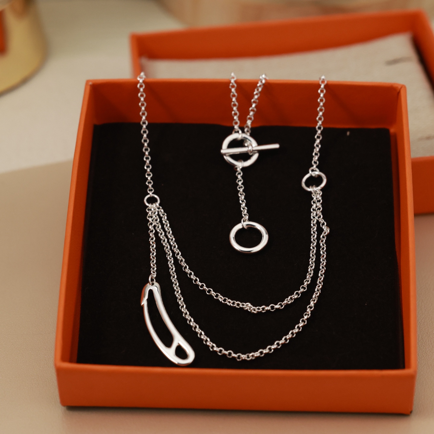 Hermès 爱马仕项链 别针项链新款 女神款