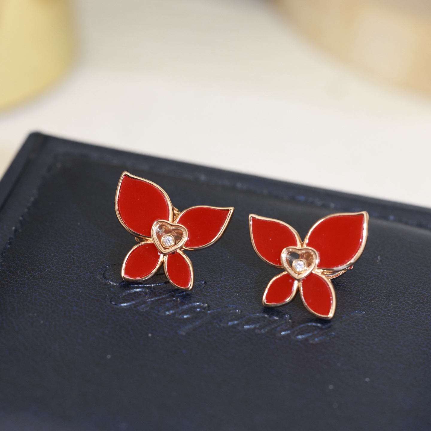 Chopard Chopard versión alta 👼【】Pendientes Chopard El diamante dentro del vidrio fusiona perfectamente la suerte de Ch…