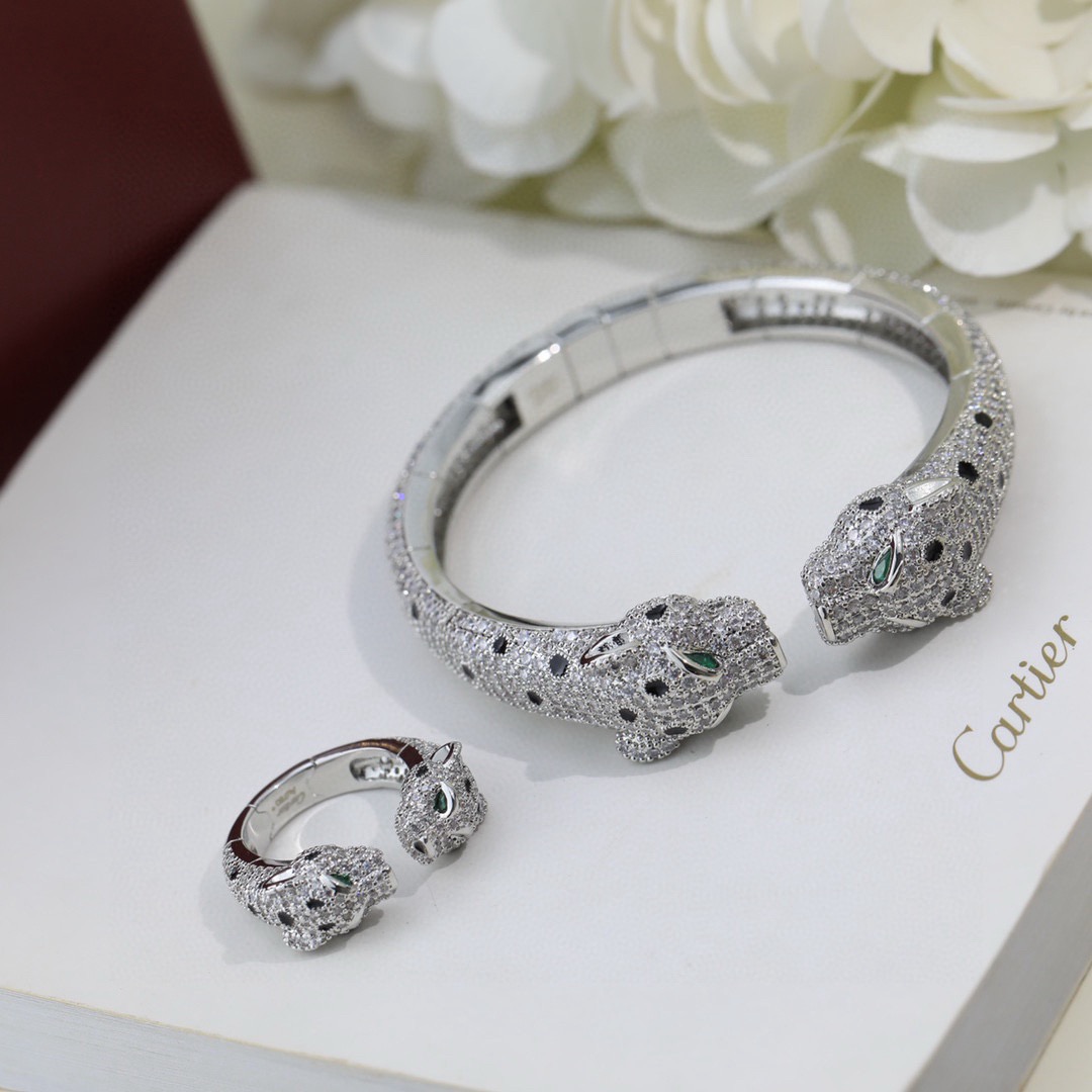 Cartier 霸气豹头满钻 手镯 Panthère de Cartier豹子手镯 18K黄金 圆形明亮式切割钻石
