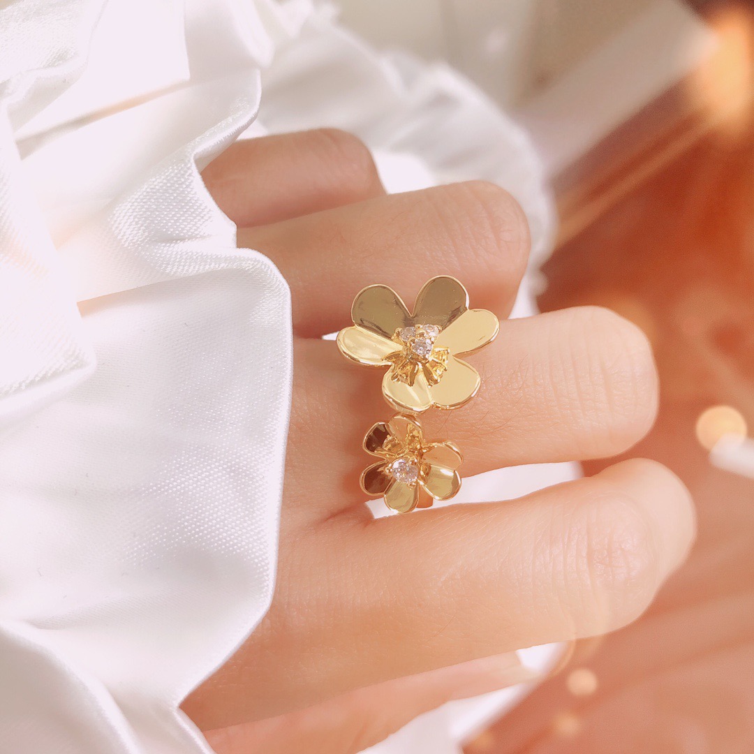 Balenciaga Van Cleef & Arpels