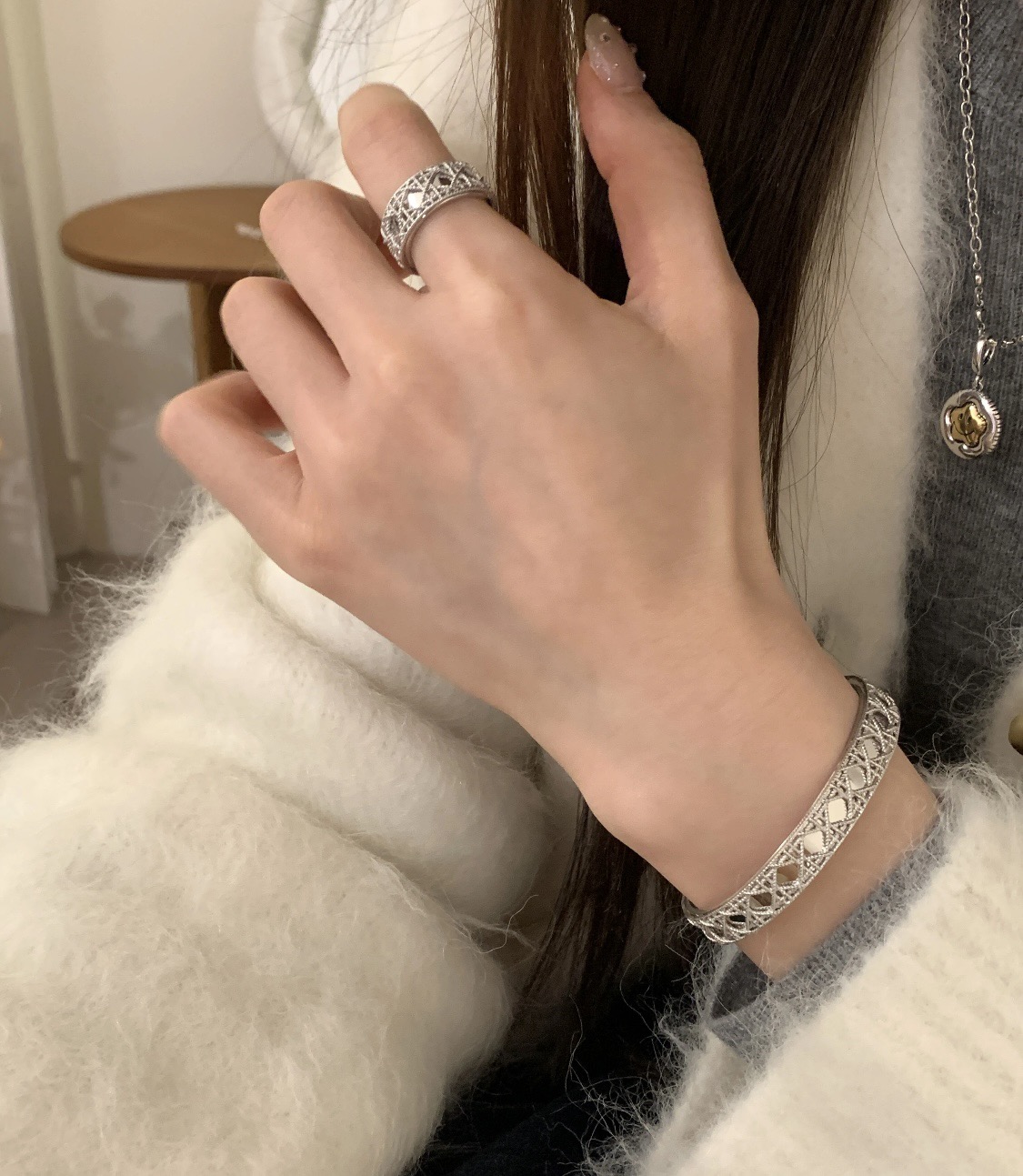 Dior 新款蕾丝戒指 Dior 迪奥戒指