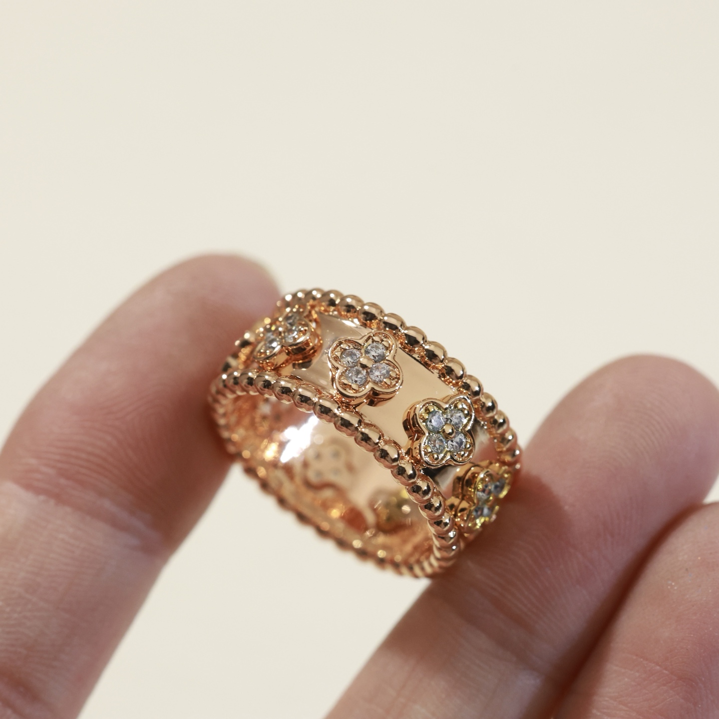 Van Cleef & Arpels Haute Couture Haute Joaillerie Fine Jewelry Earrings