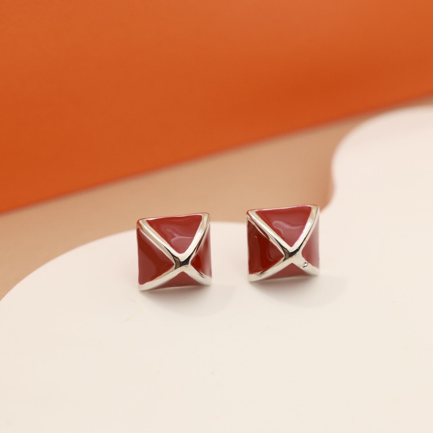 Hermes Clic Clac Cube Enamel Stud Earrings earrings silver-toned metal with burgundy red enamel 10mm