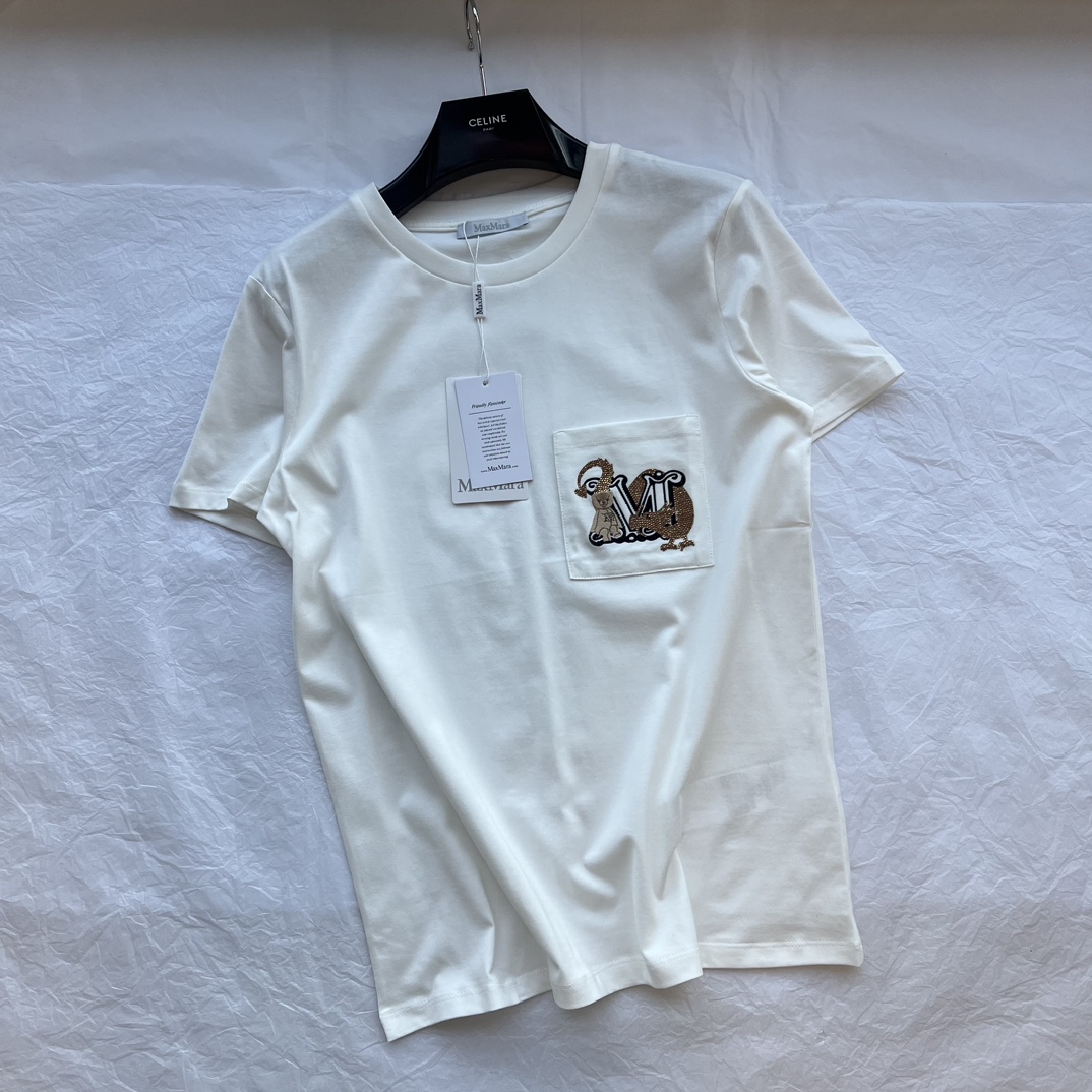 MaxMar24早春系列YB定制面料口袋泰迪熊刺绣烫钻字母设计️经典小圆领设计简洁好穿又大方面料质感细节