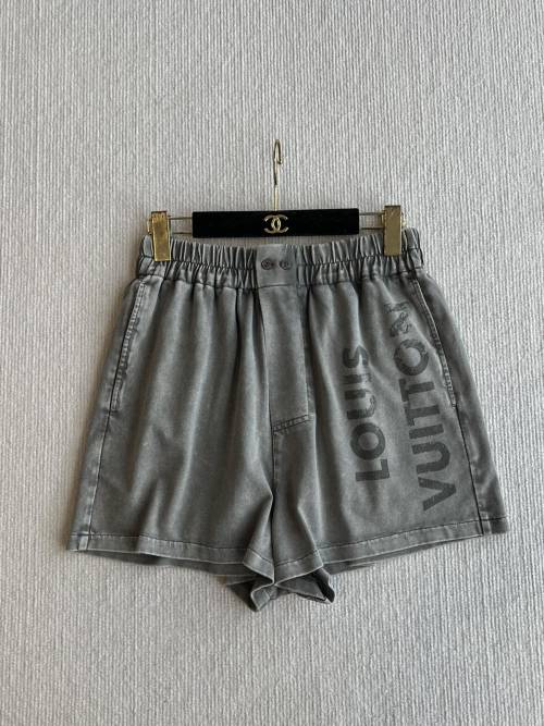 Louis Vuitton 2025 Spring/Summer Distressed Tie-Dye Denim Shorts 1 Louis Vuitton 2025 Spring/Summer Distressed Tie-Dye Denim Shorts