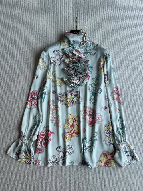 Elegant Floral Print Silk Blouse,Lightweight and Comfortable 1 Elegant Floral Print Silk Blouse,Lightweight and Comfortable
