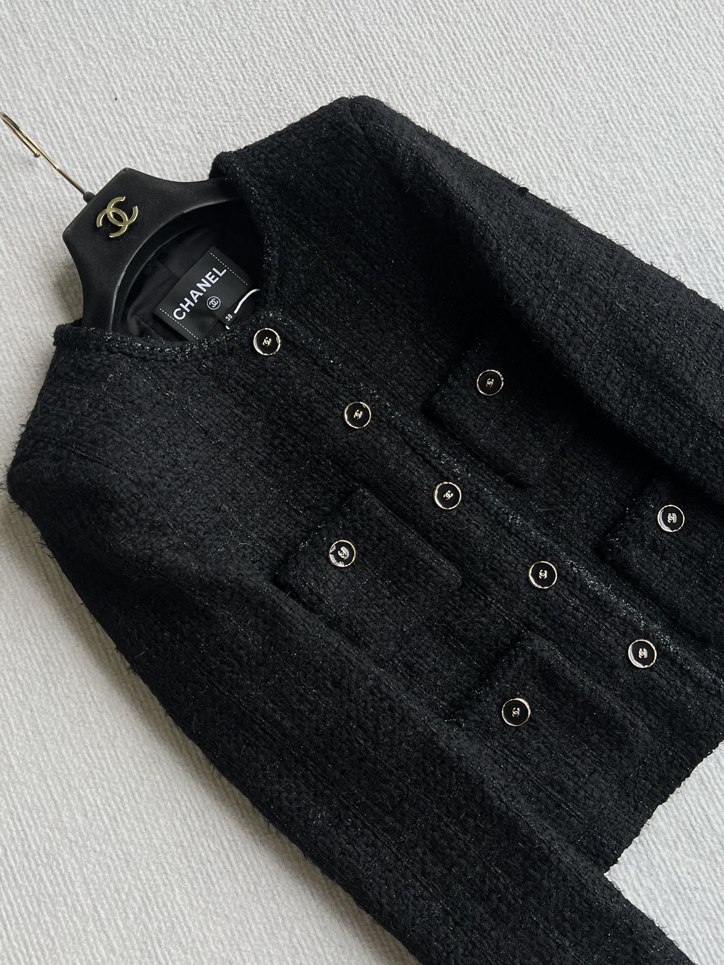 Chanel Black Tweed Jacket - Classic Round Neck, Button-Down Wool Blend 7 i1757399247 7115 7